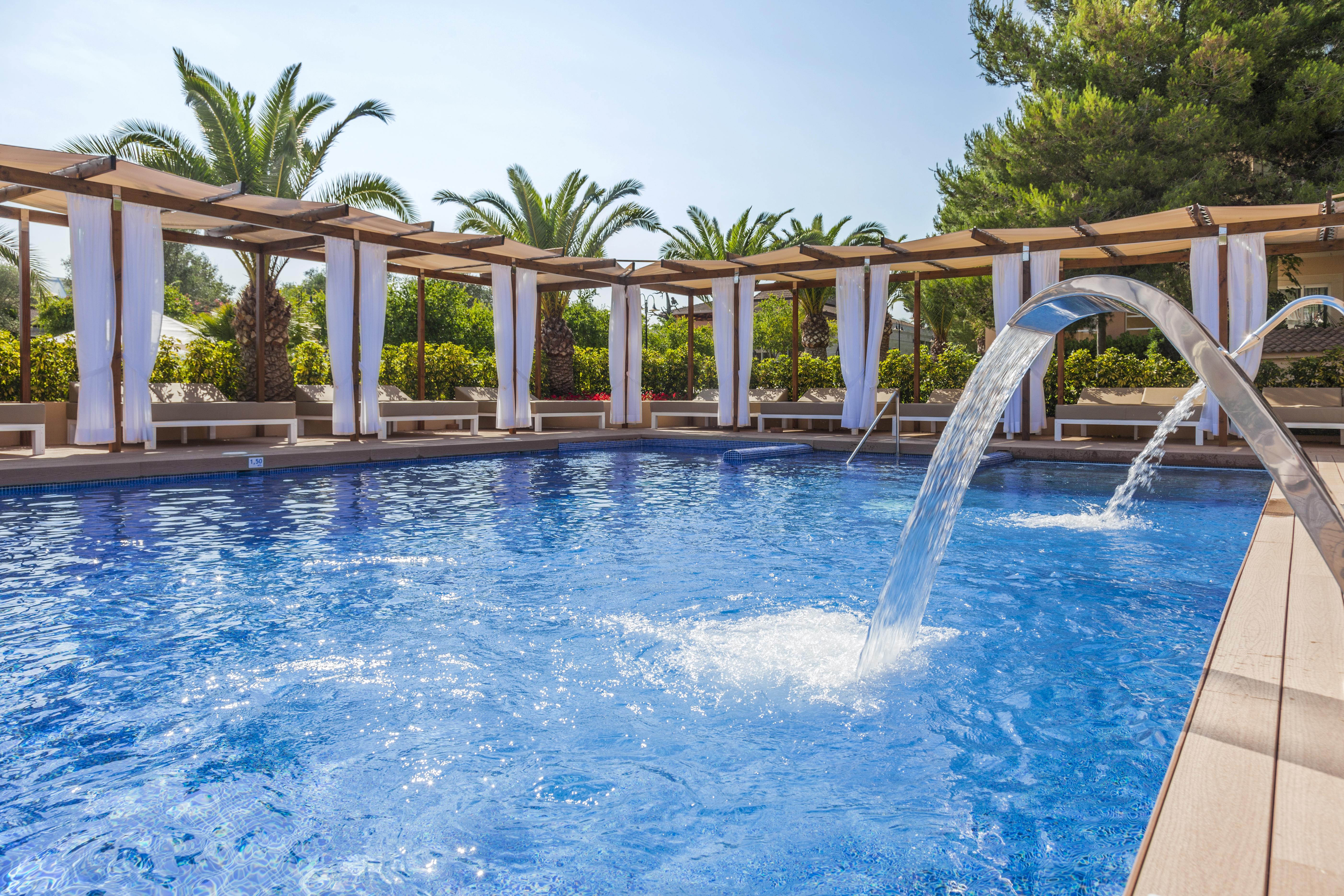 Hotel apartamentowy Zafiro Picafort 4*
